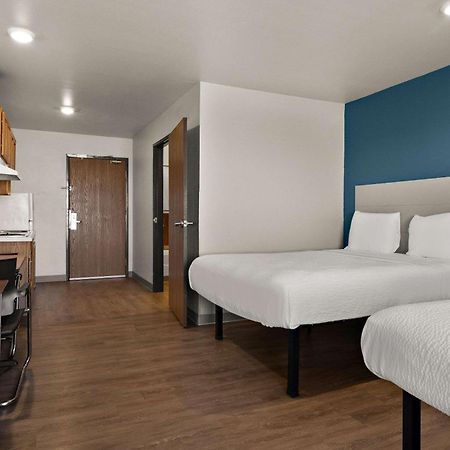 Woodspring Suites Champaign Near University ภายนอก รูปภาพ