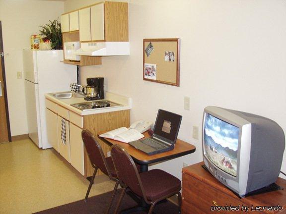 Woodspring Suites Champaign Near University ห้อง รูปภาพ