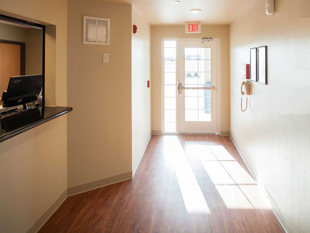 Woodspring Suites Champaign Near University ภายใน รูปภาพ